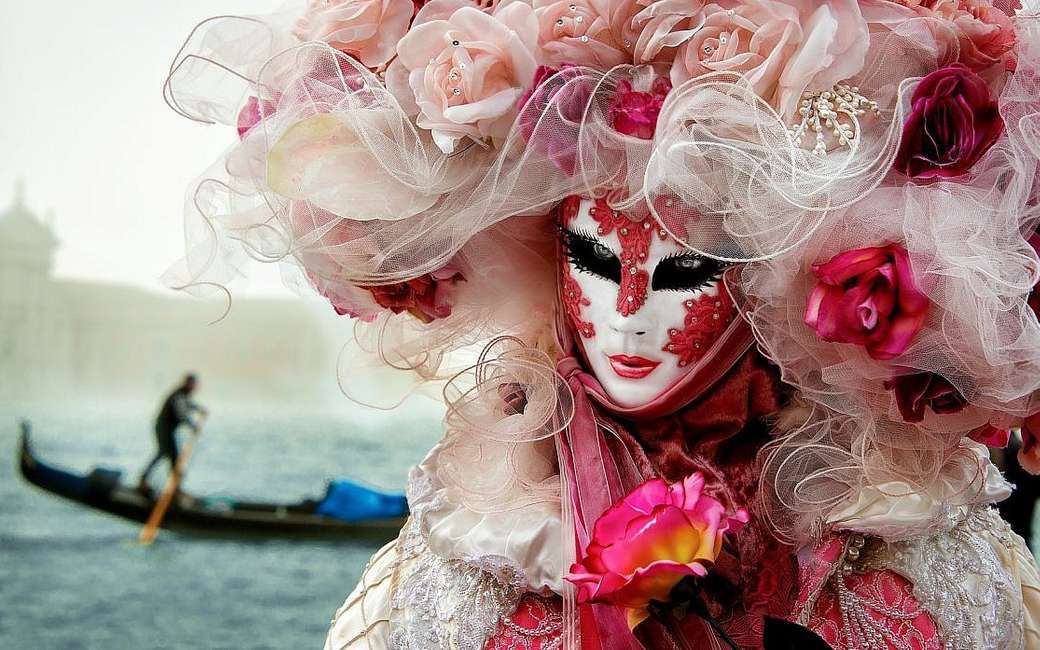 Máscaras e fantasias venezianas Carnaval de Veneza puzzle online