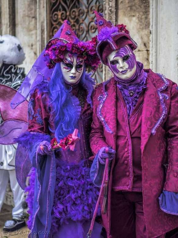 Venetian masks and costumes Venice Carnival online puzzle
