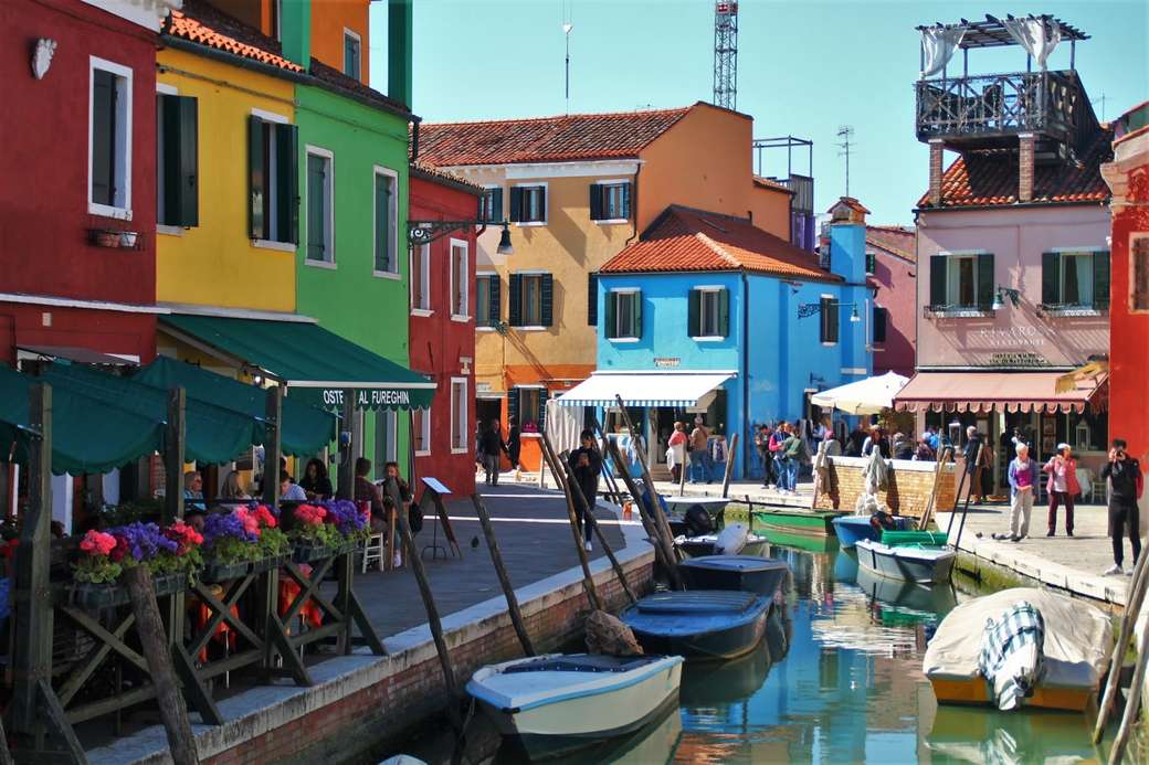 Разноцветные дома на Бурано Мурано Венеция пазл онлайн