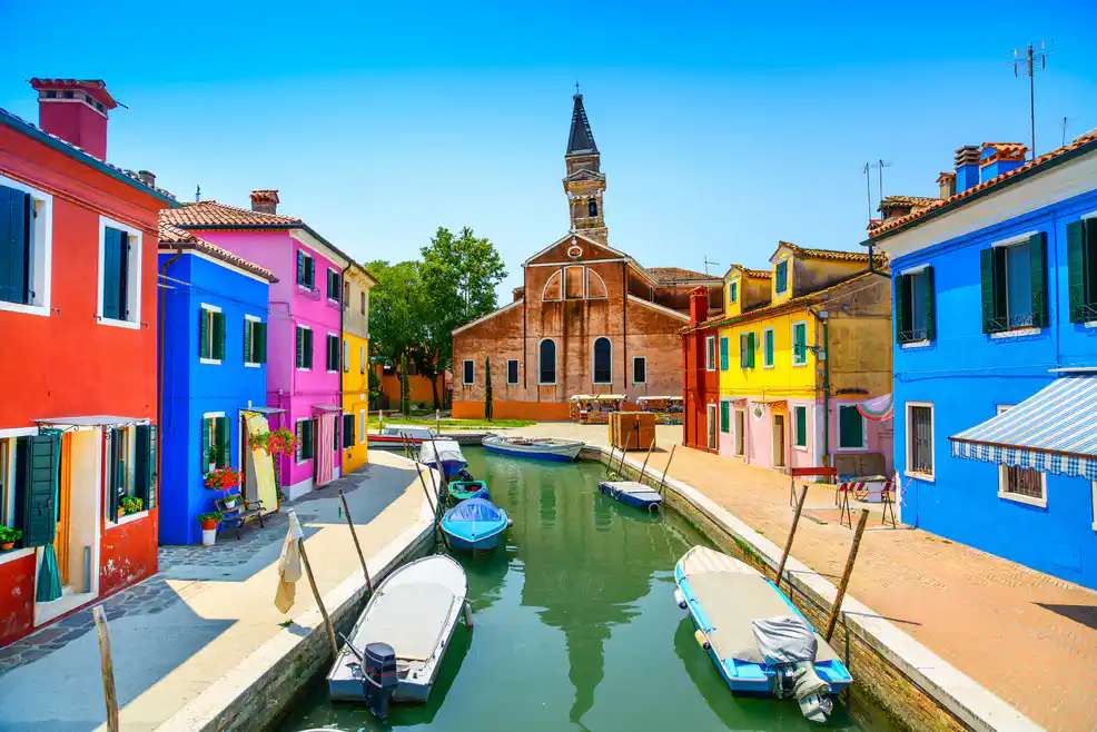 Case colorate pe Burano Murano Veneția puzzle online