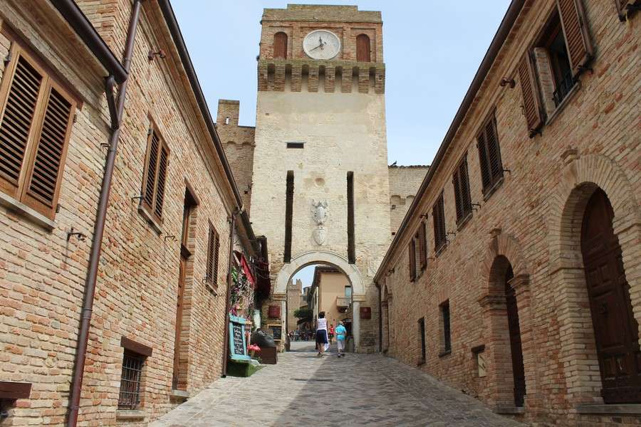 Castello di Gradara Marche Ιταλία παζλ online