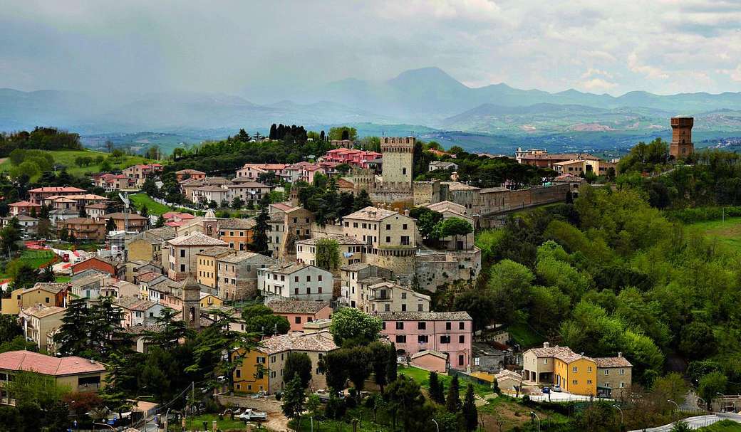 Offagna region Marche Itálie skládačky online