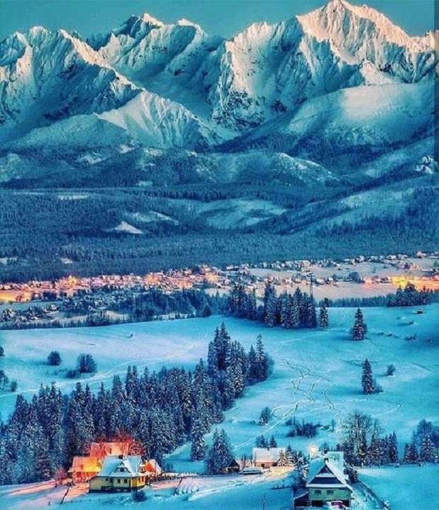 Inverno in montagna. puzzle online