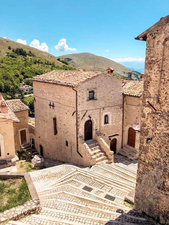 Santo Stefano di Sessanio Abruzzo Olaszország online puzzle