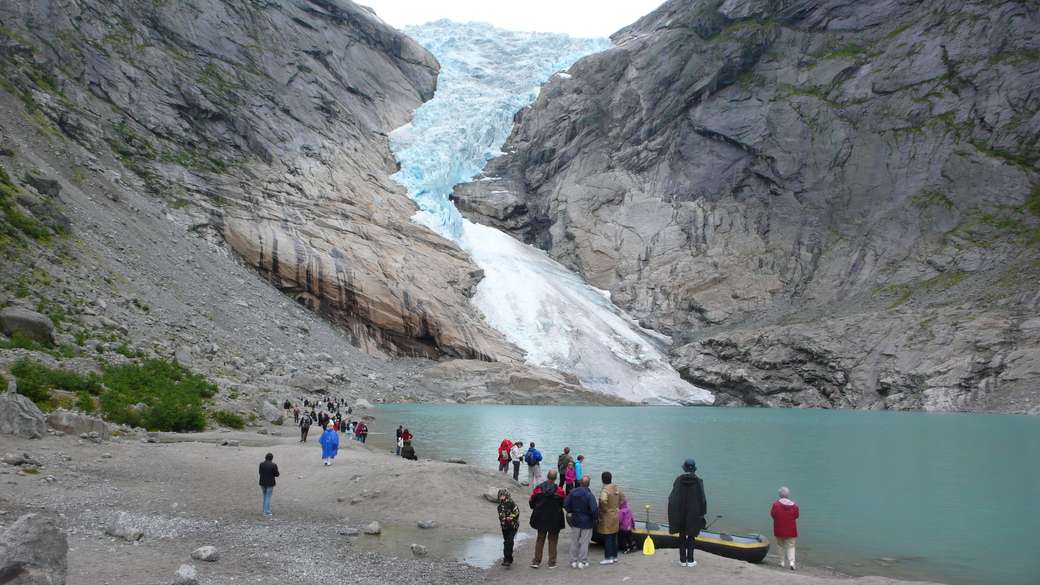 Ένα ταξίδι στον παγετώνα online παζλ