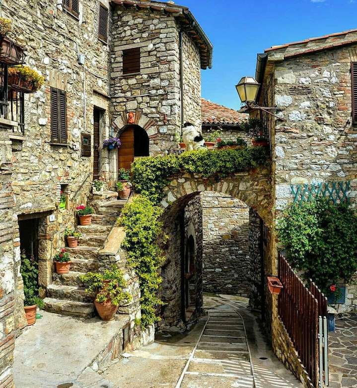 Ceccano Alley Region Lazio Italy jigsaw puzzle online