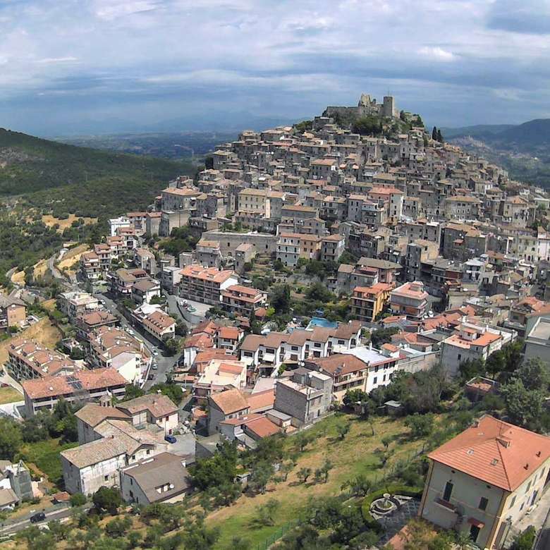 Montecelio Region Lazio Itálie skládačky online