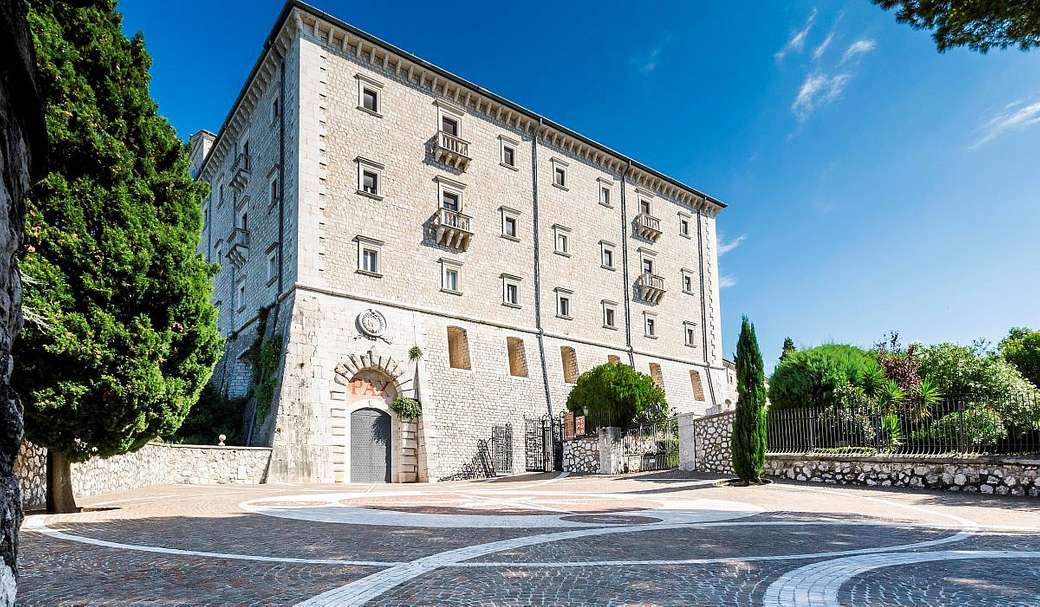 Abadia de Monte Cassino, região do Lácio, Itália quebra-cabeças online