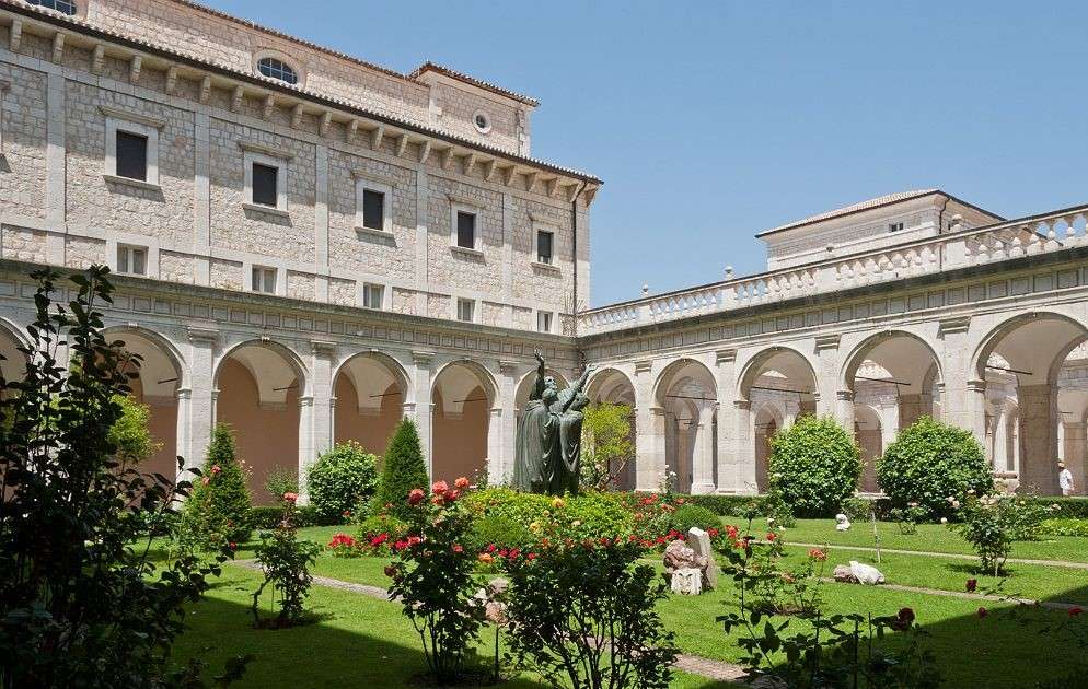 Монте-Кассино, аббатство, регион Лацио, Италия пазл онлайн