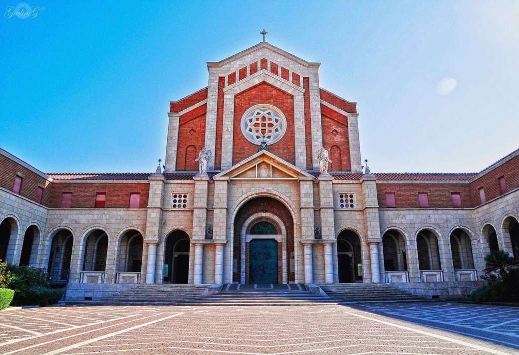 Nettuno Santuario Maria Goretti Lazio Olaszország kirakós online