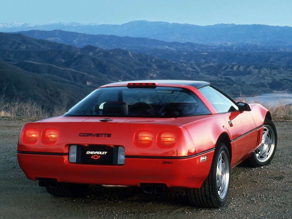 Chevrolet Corvette ZR1 1990 року випуску онлайн пазл