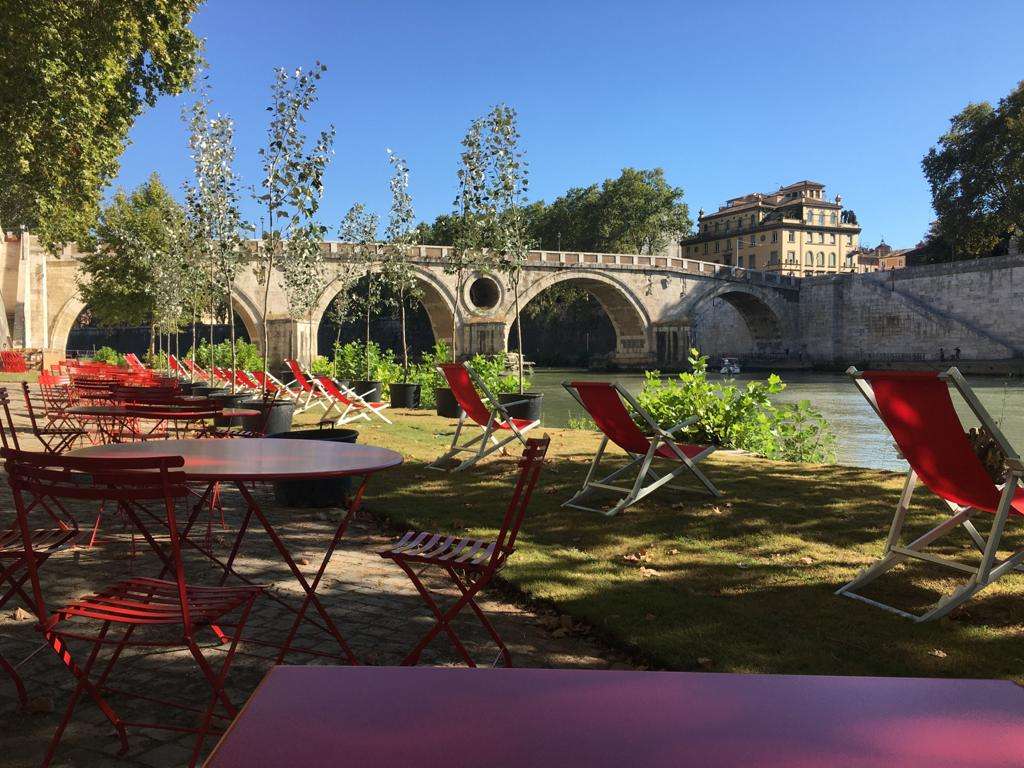 Řím Ponte Sisto přes Tiberu online puzzle