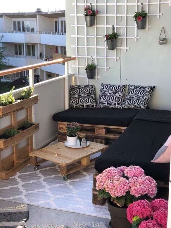 Bloemen op het balkon online puzzel