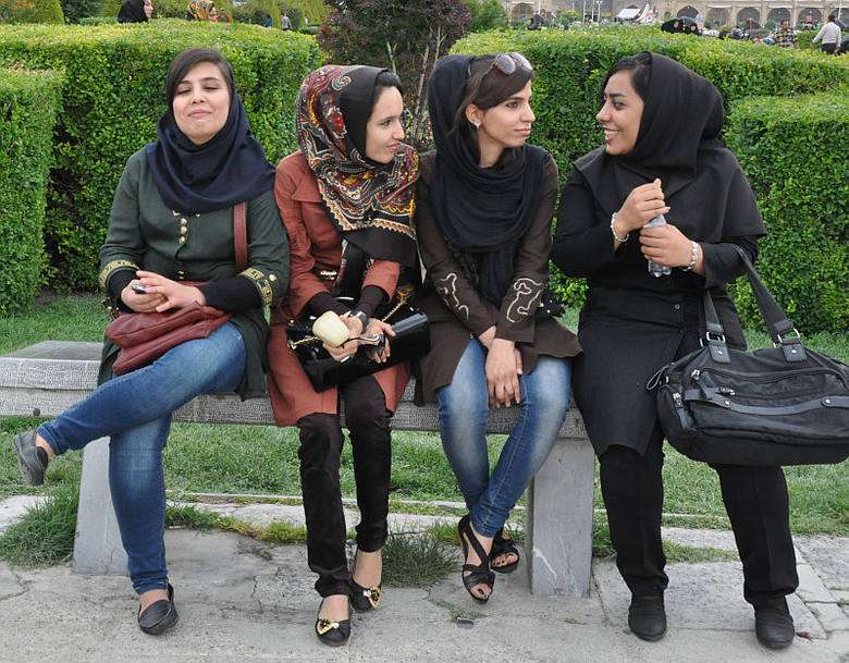 Iranische Frauen Online-Puzzle