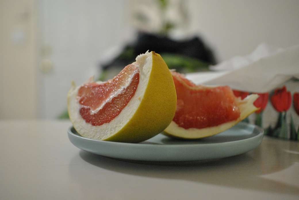 Rosa grapefrukt pussel på nätet
