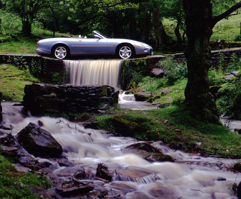 1996 Jaguar XK8 pussel på nätet