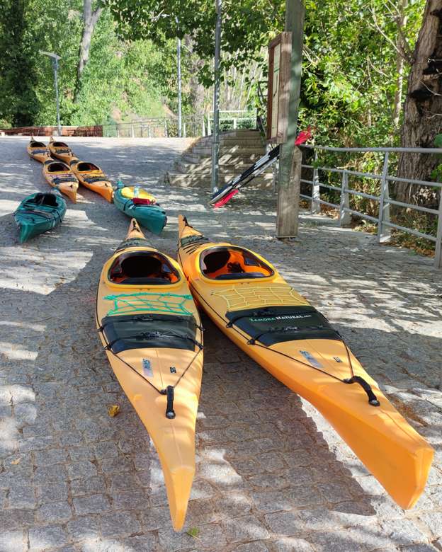 Canoes online puzzle