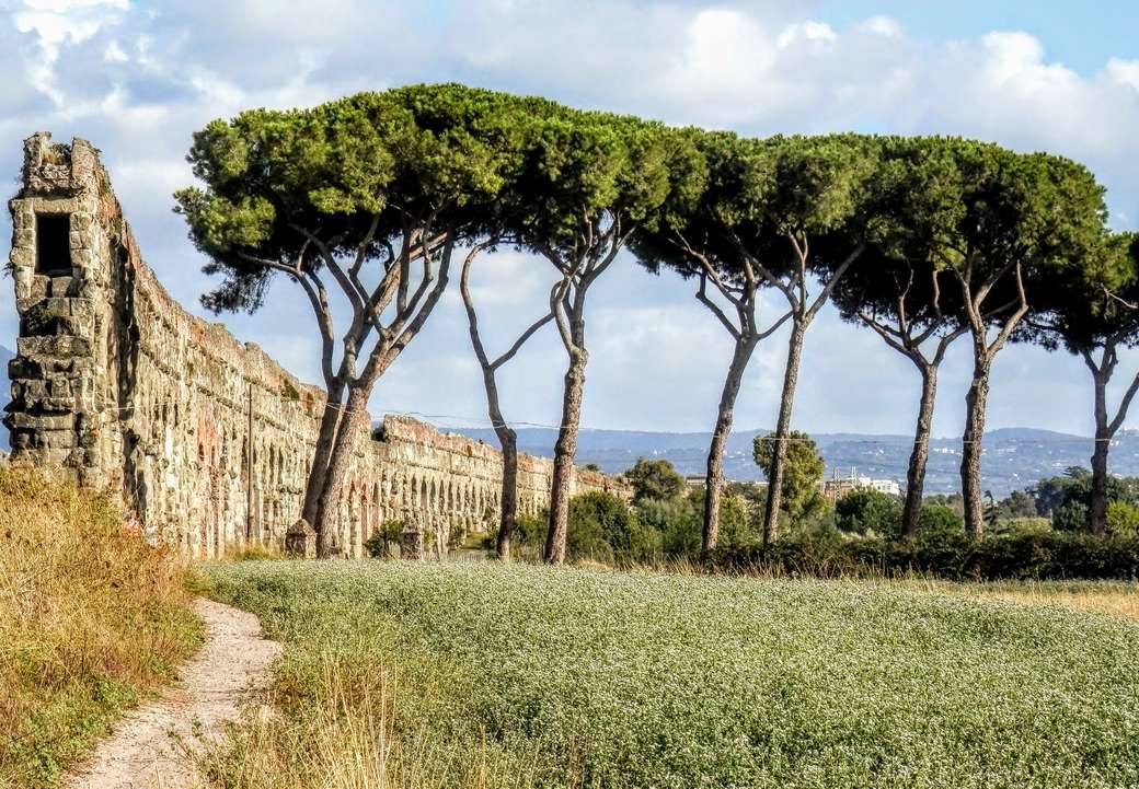 Πάρκο Acquedotti κοντά στη Ρώμη παζλ online