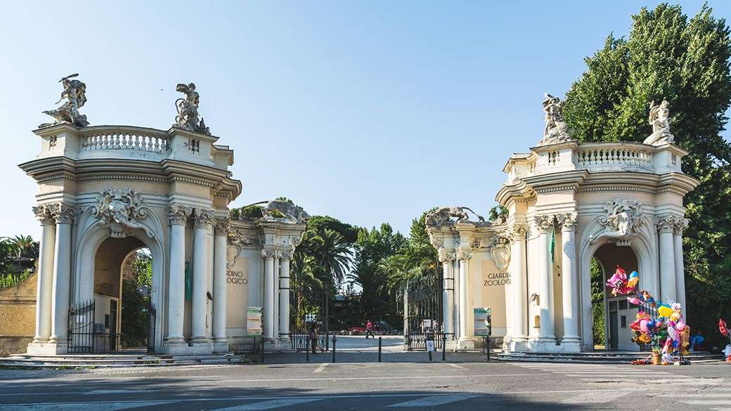 Entrance to the zoo in Rome jigsaw puzzle online
