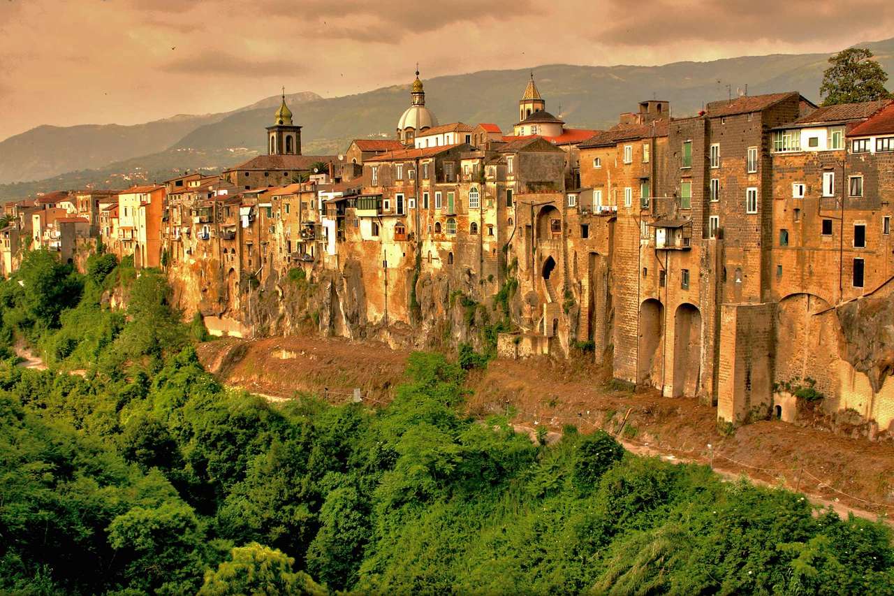 Region Benevento v Kampánii, Itálie online puzzle