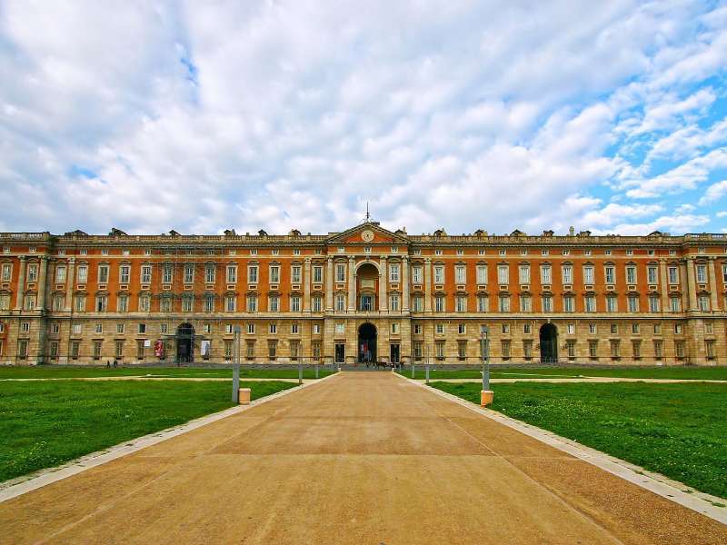 Caserta királyi palota Campania, Olaszország kirakós online