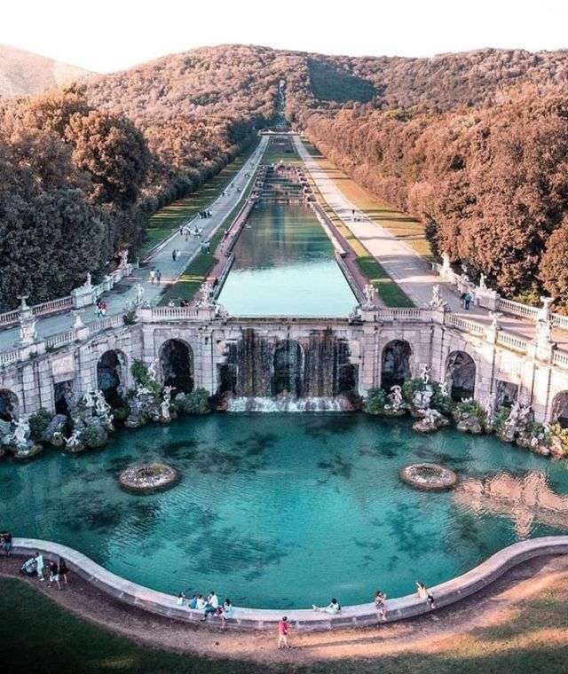 Caserta Royal Palace Campania Italien pussel på nätet