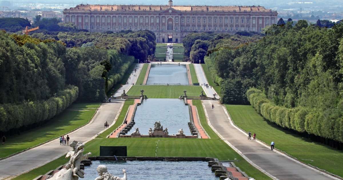 Caserta királyi palota Campania, Olaszország online puzzle