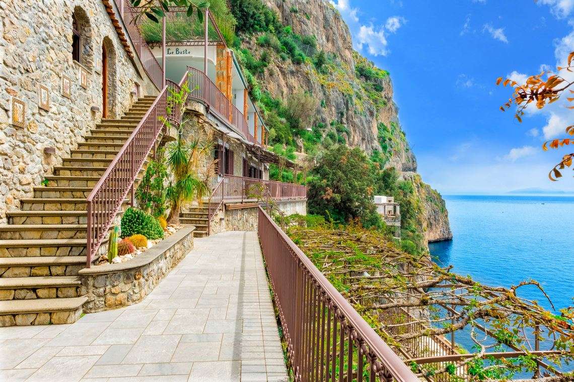 Pobřeží Amalfi Villa Kampánie Region Itálie online puzzle