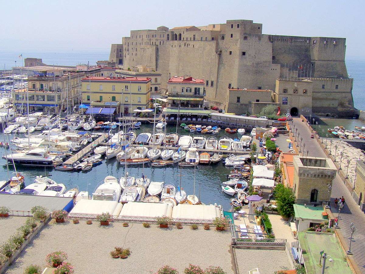 Nápoles Castel Dell Ovo Región Campania Italia rompecabezas en línea