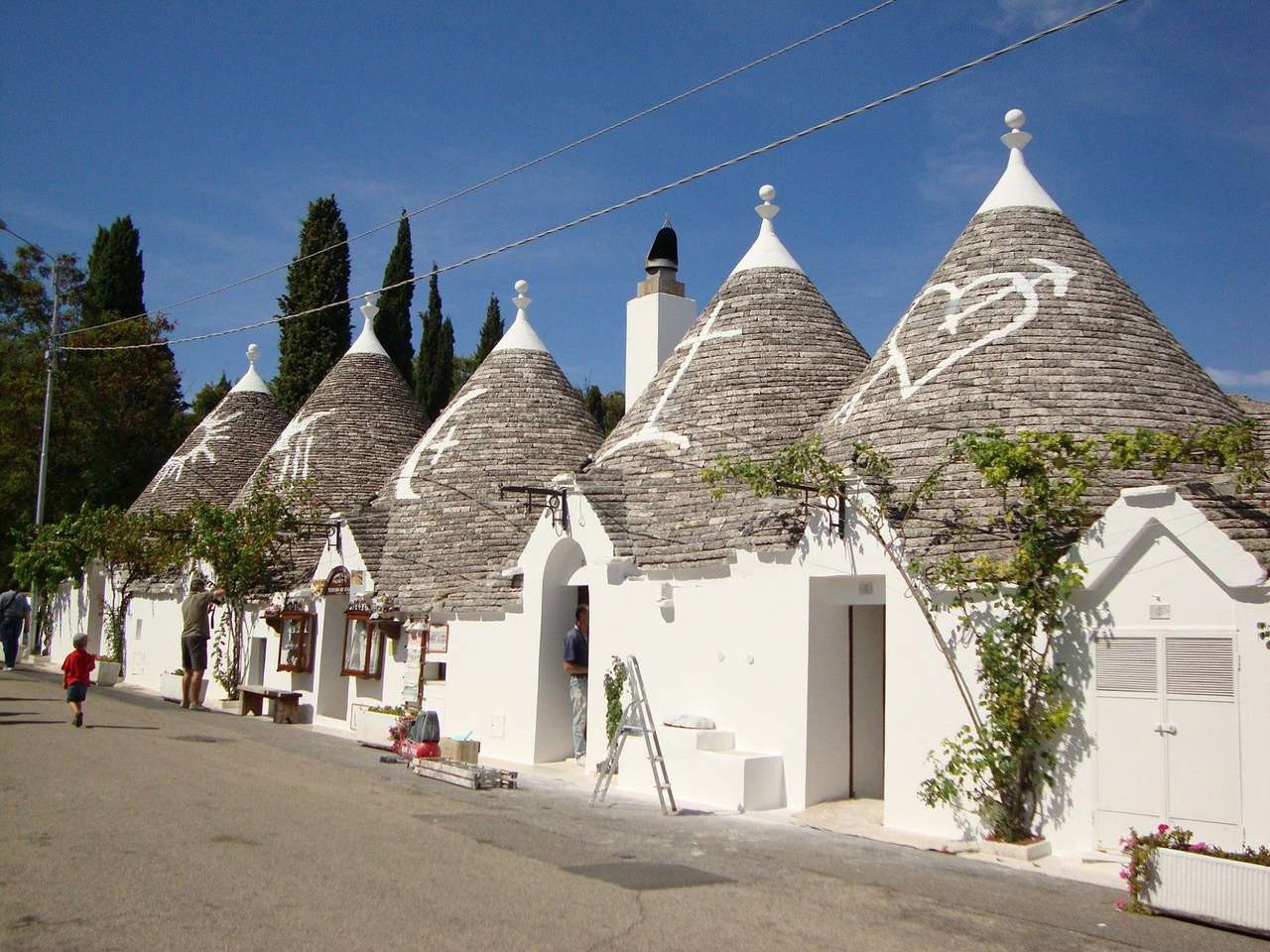Alberobello Tradiční trulli domy v Apulii skládačky online