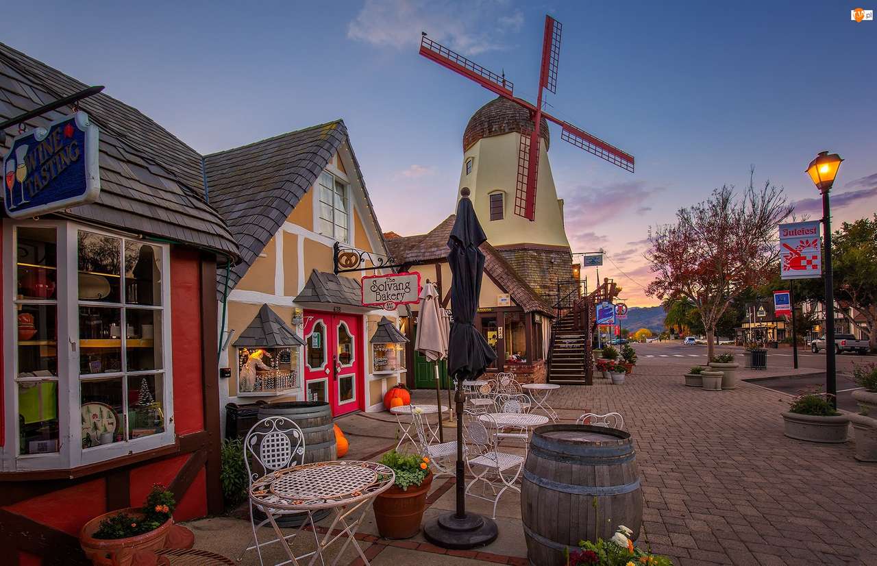 United States, Houses, Windmill, California online puzzle