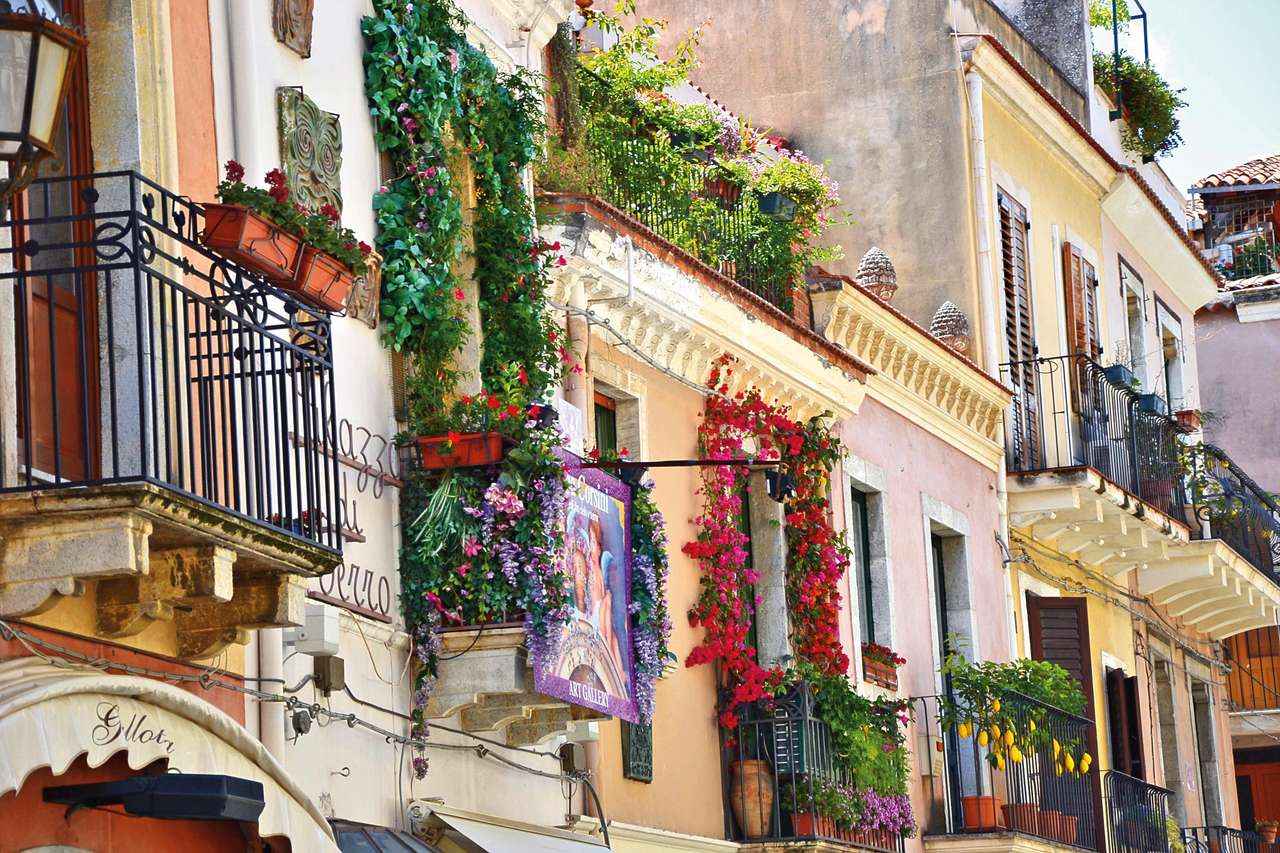 Гледка към къща в Сицилия онлайн пъзел
