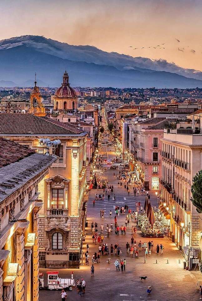 Město Catania na Sicílii online puzzle
