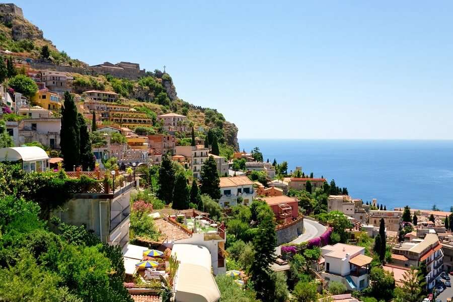 Město Taormina na Sicílii skládačky online