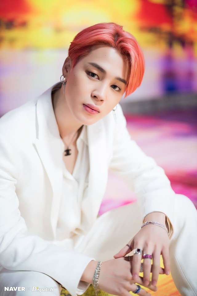 Park Jimin - Boy With Luv. jigsaw puzzle online