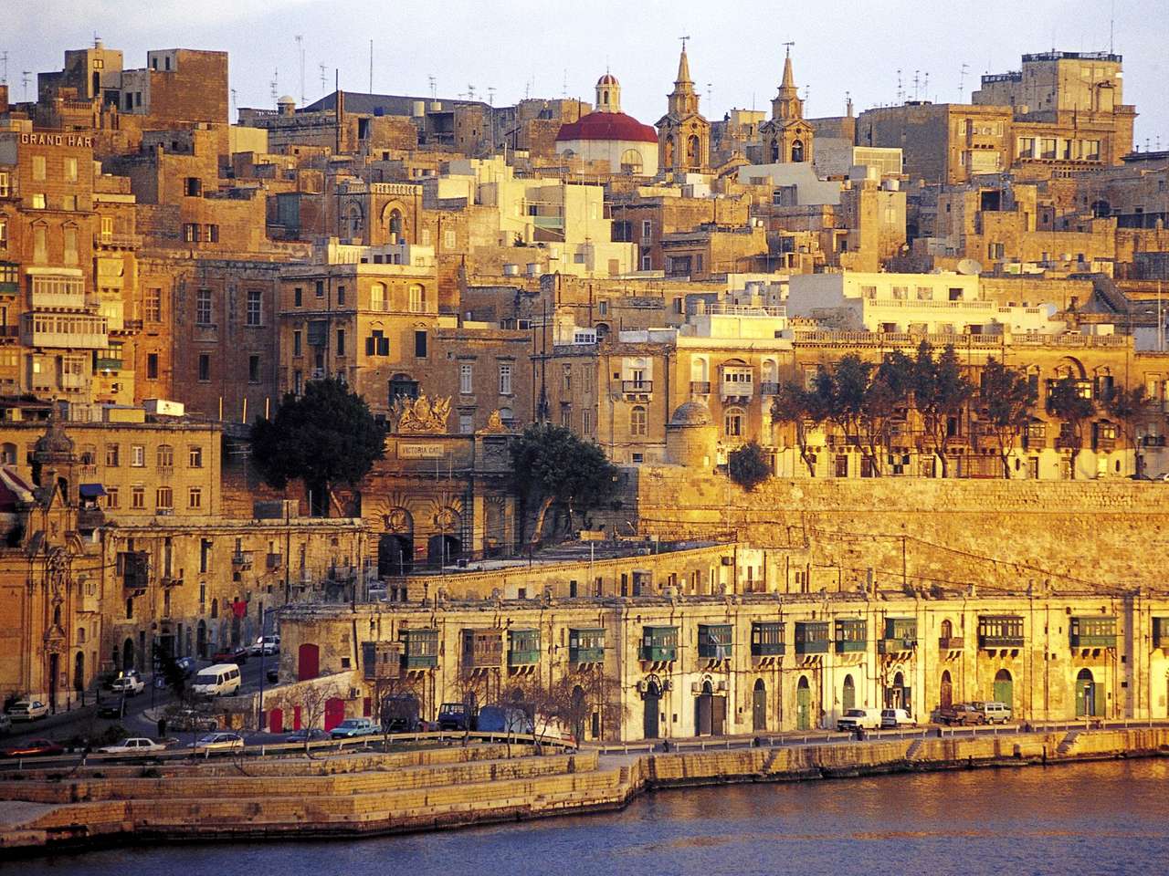 Vista de la ciudad de Valetta en Malta rompecabezas en línea