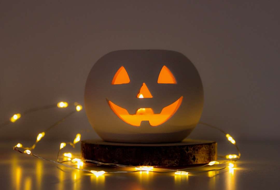halloween tök és fények kirakós online