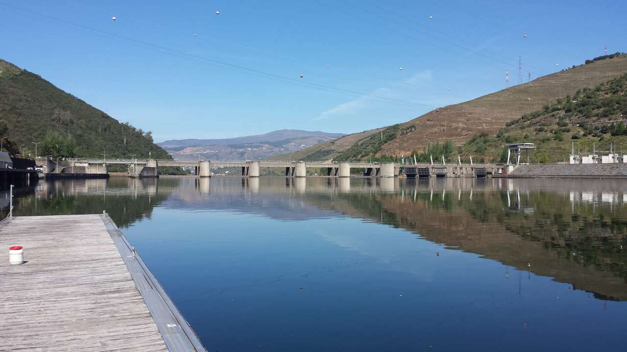 Lock in the Douro.Portugal puzzle online