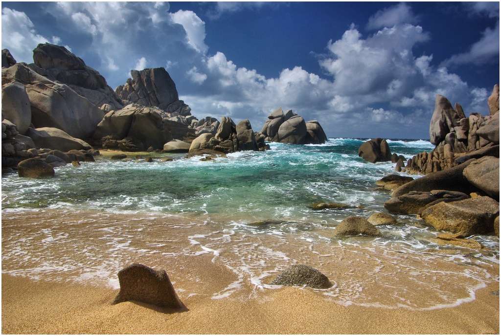 サルデーニャの海岸の風景 ジグソーパズルオンライン