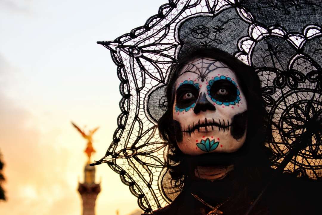 Catrinas parad i Mexico City pussel på nätet