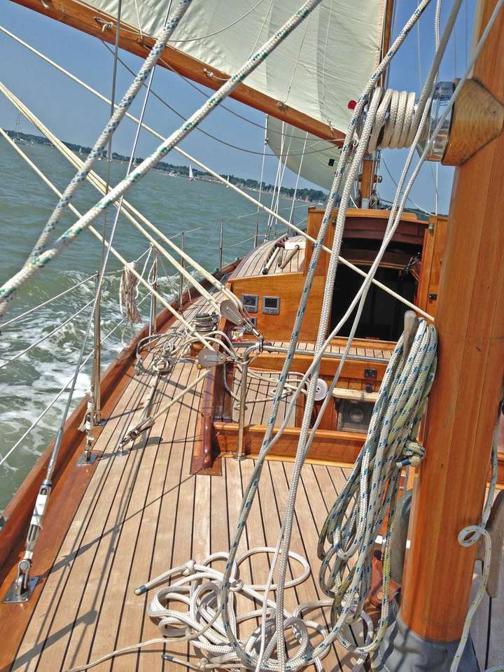 classic sailboat online puzzle