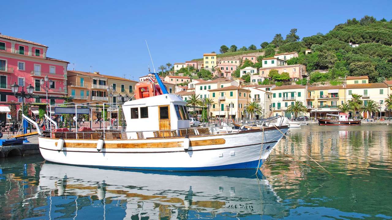 Porto Azzurro på Elba Italien Pussel online