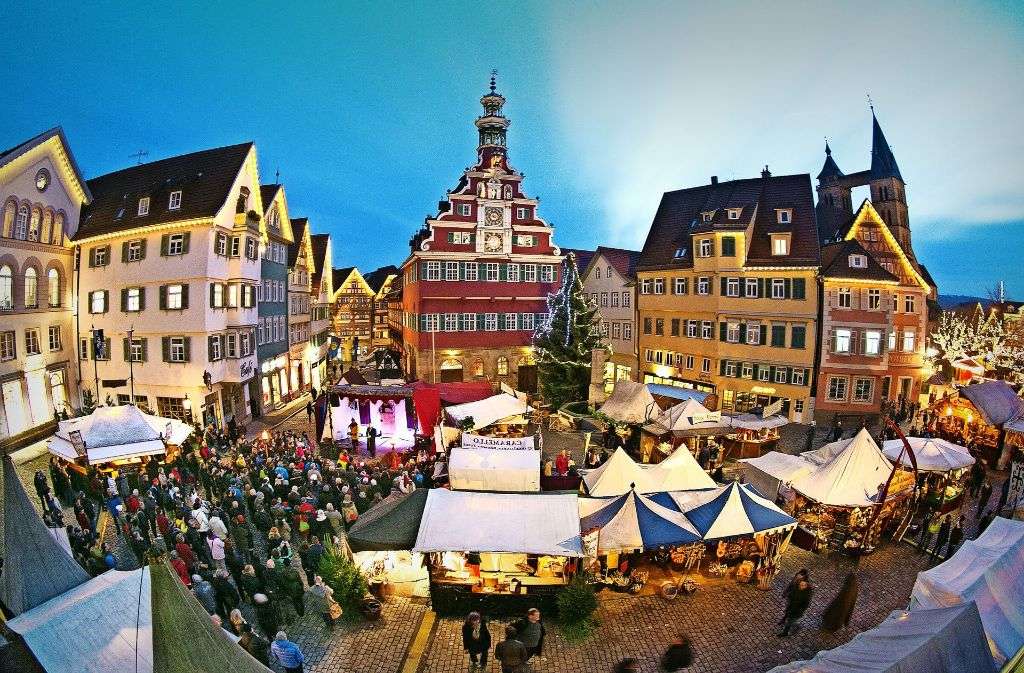 Marché de Noël à Esslingen puzzle en ligne