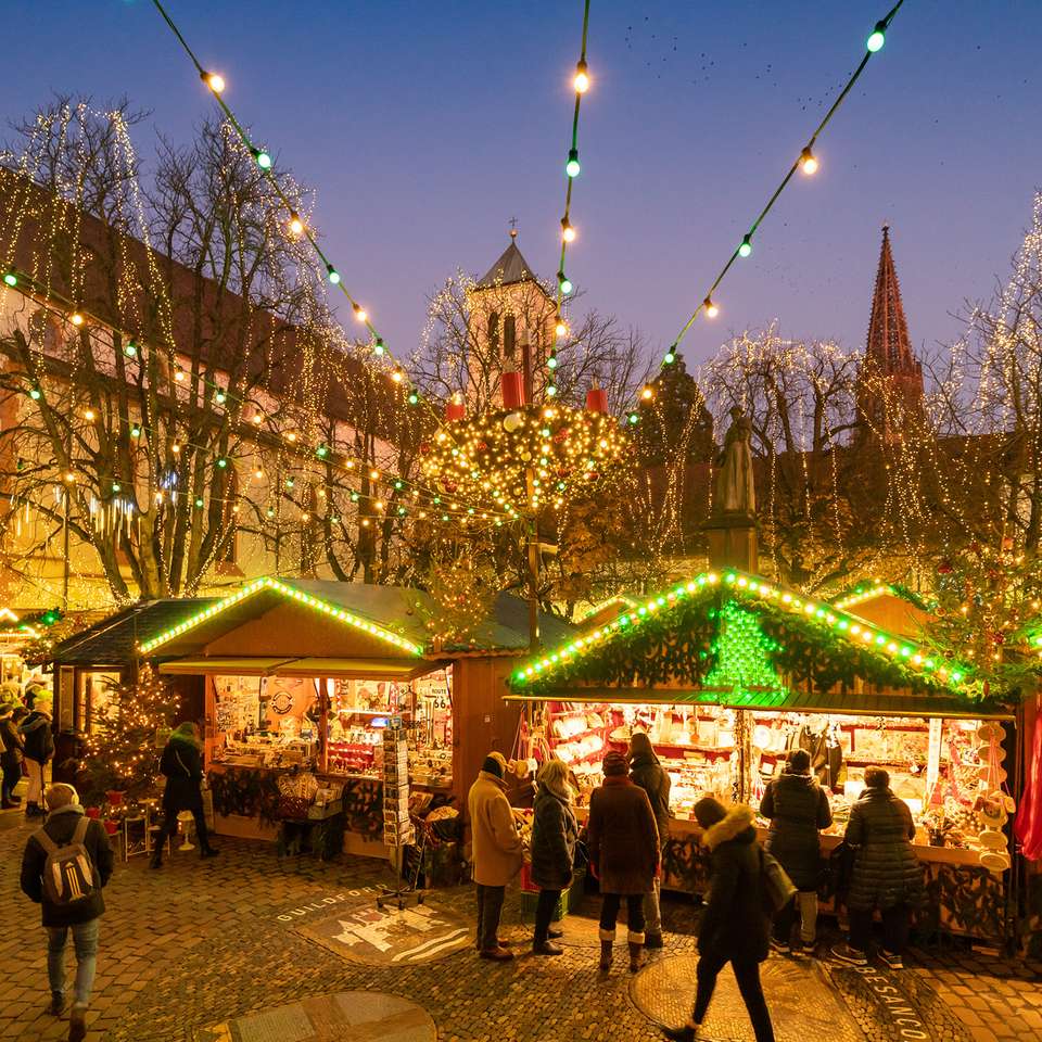 Mercado de Natal em Freiburg puzzle online