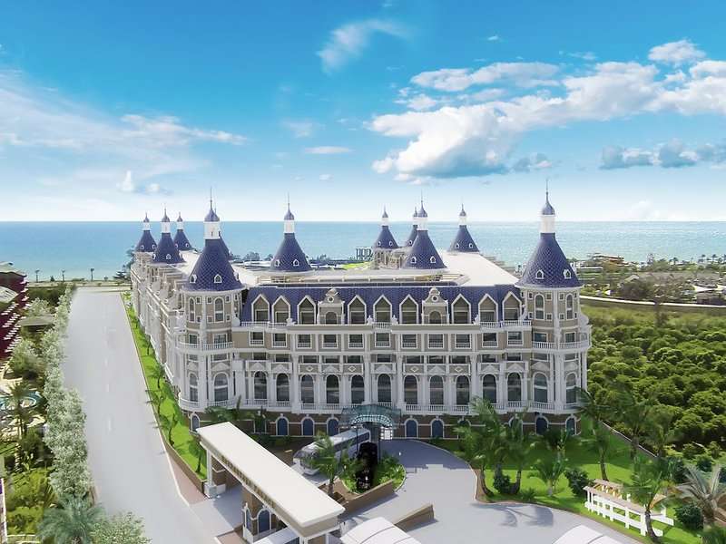 палац в Туреччині пазл онлайн