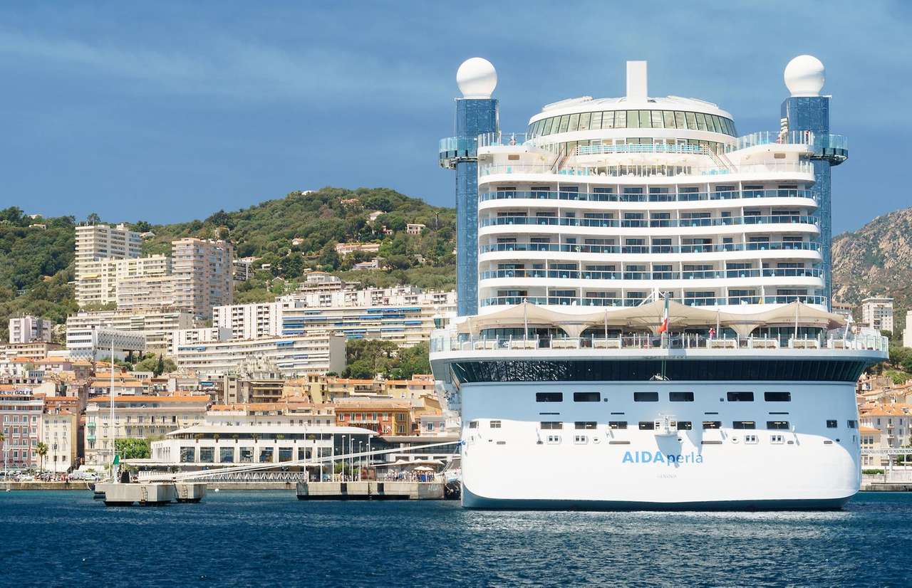Bastia hamnstad på Korsika Pussel online