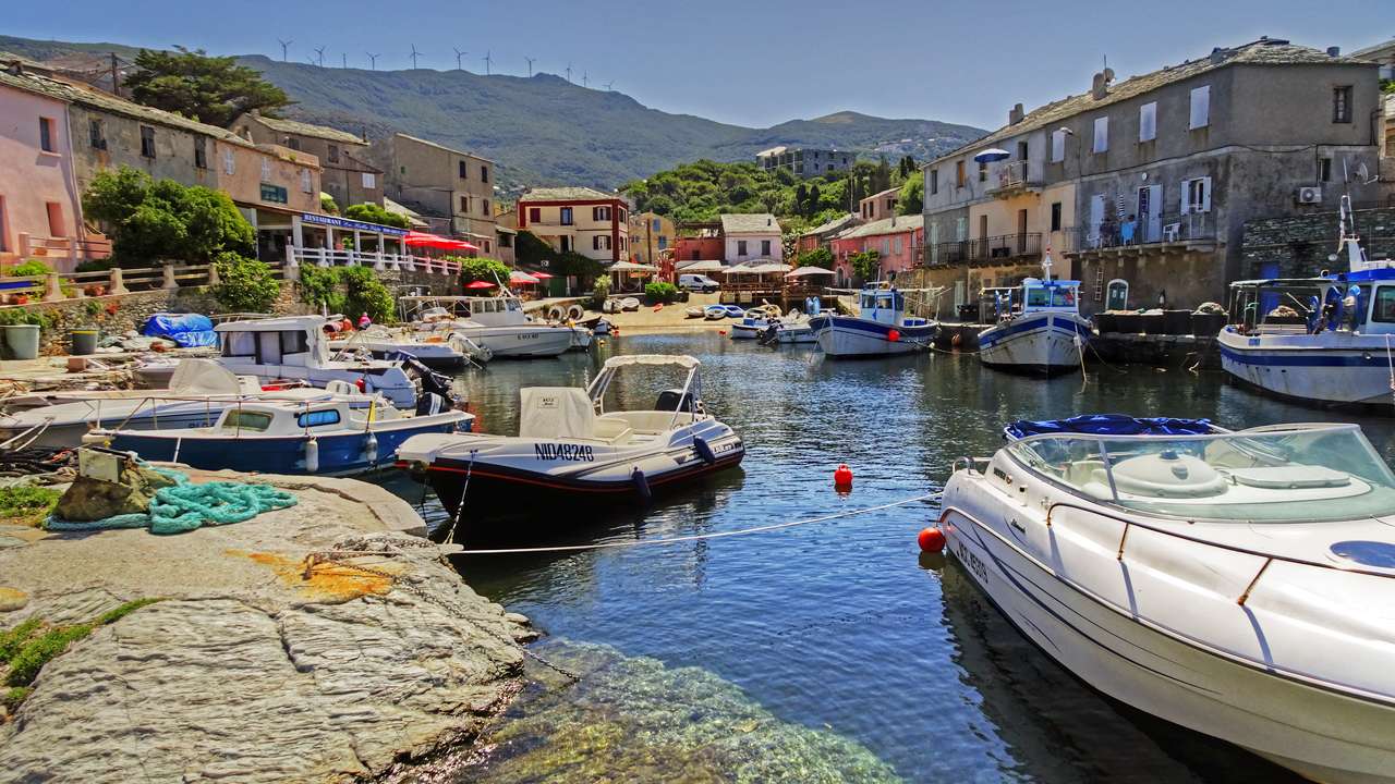 Le Port du Centuri på Korsika pussel på nätet