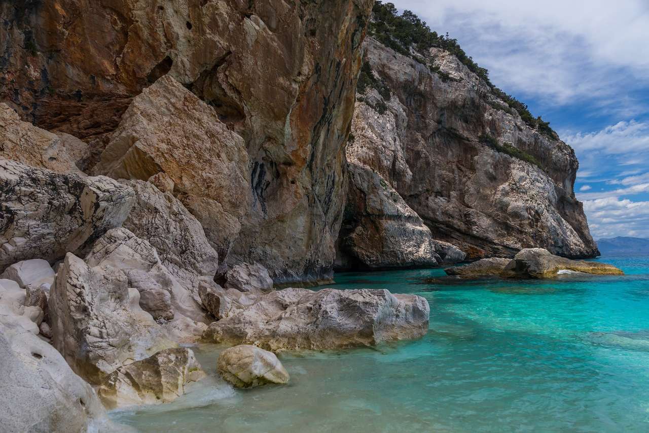 Kustlandskap på Korsika pussel på nätet