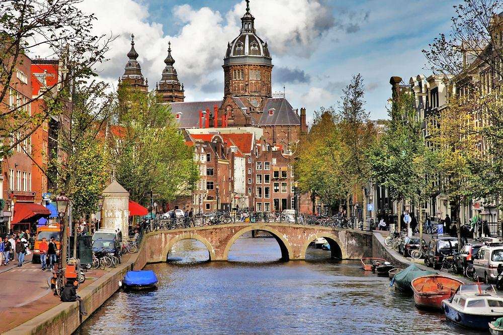 Холандия- Амстердам онлайн пъзел