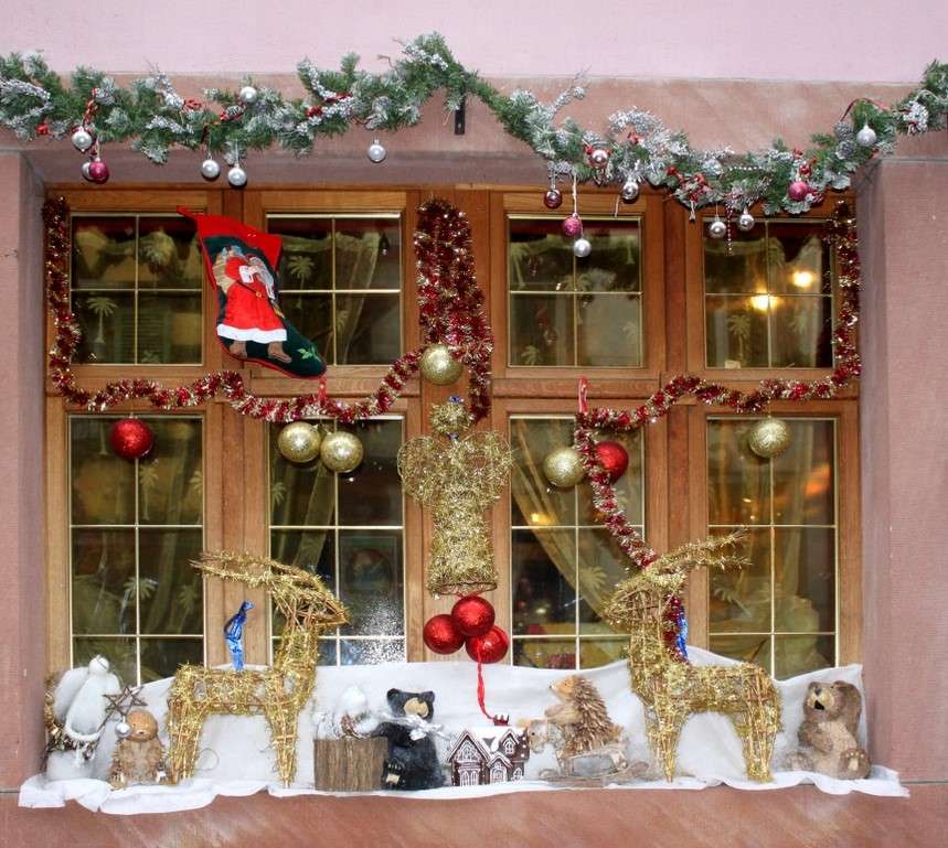 Fönster dekoration i advent Pussel online